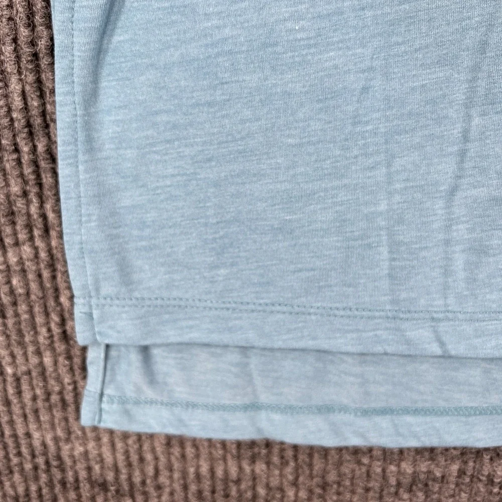 Nike Shirt Womens Size 1X Blue Short Sleeve Crew Yoga Training Workout Casual